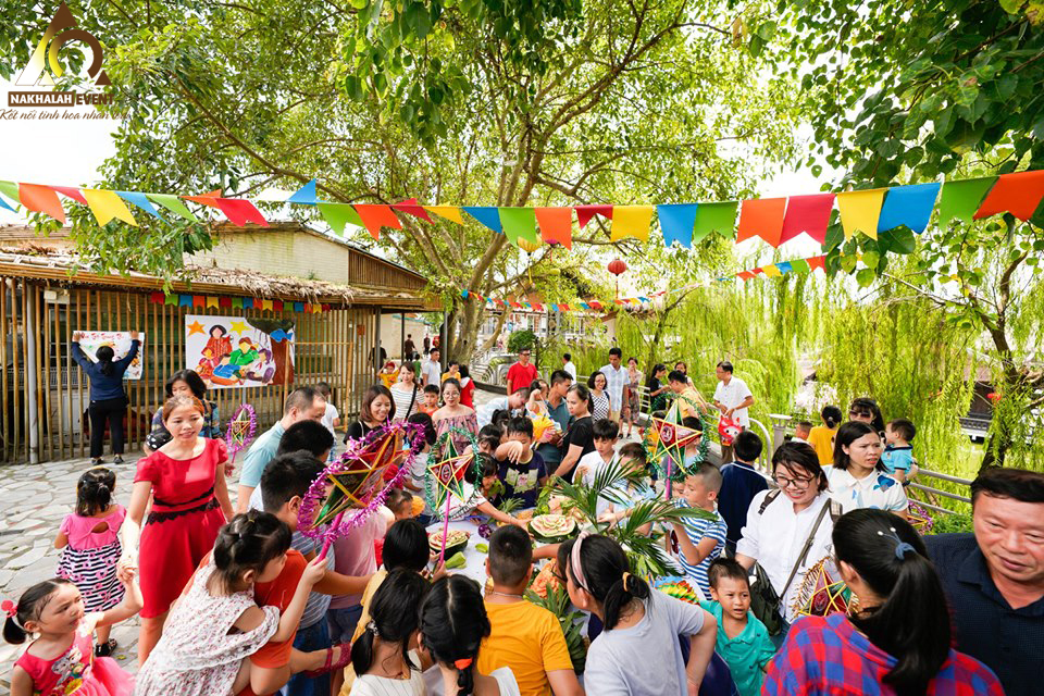 Tổ chức team building
