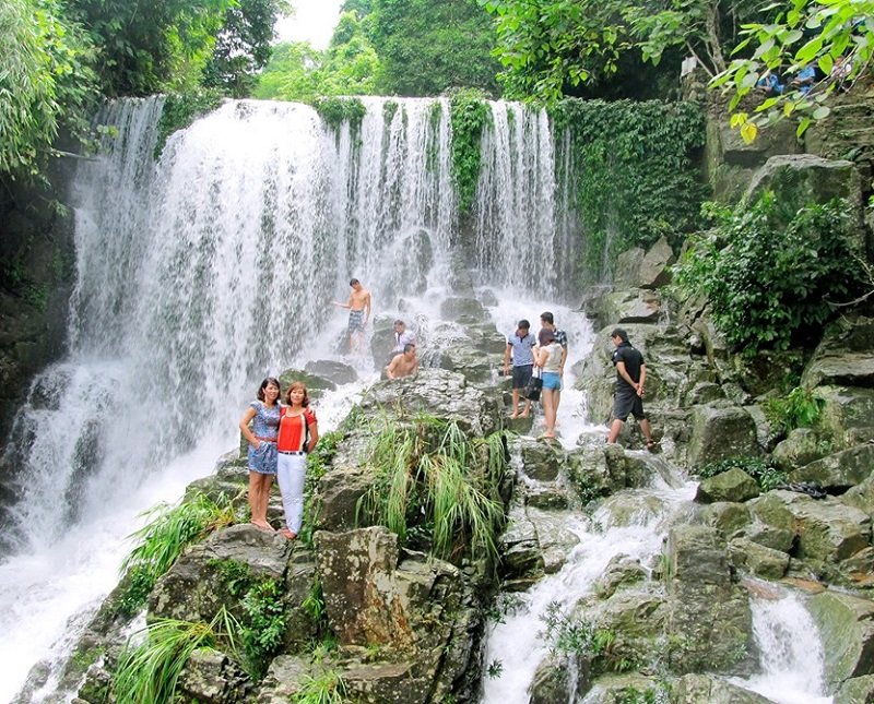 Khoang Xanh Suối Tiên