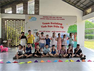 Tour trải nghiệm: Team building -Tình bạn diệu kì của lớp 2A7 trường tiểu học Tây Sơn 